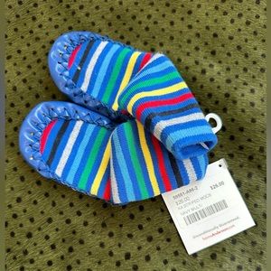 NWT Hanna Andersson Striped Mocs size 2-4 washable